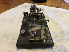 key-26009-1405-07.jpg (337504 bytes)